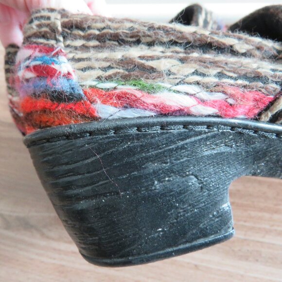 BOC BORN Rainbow Yarn Fabric Slip On Clog Shoes Boho Artsy Hippie - Size 6.5 - Picture 10 of 15